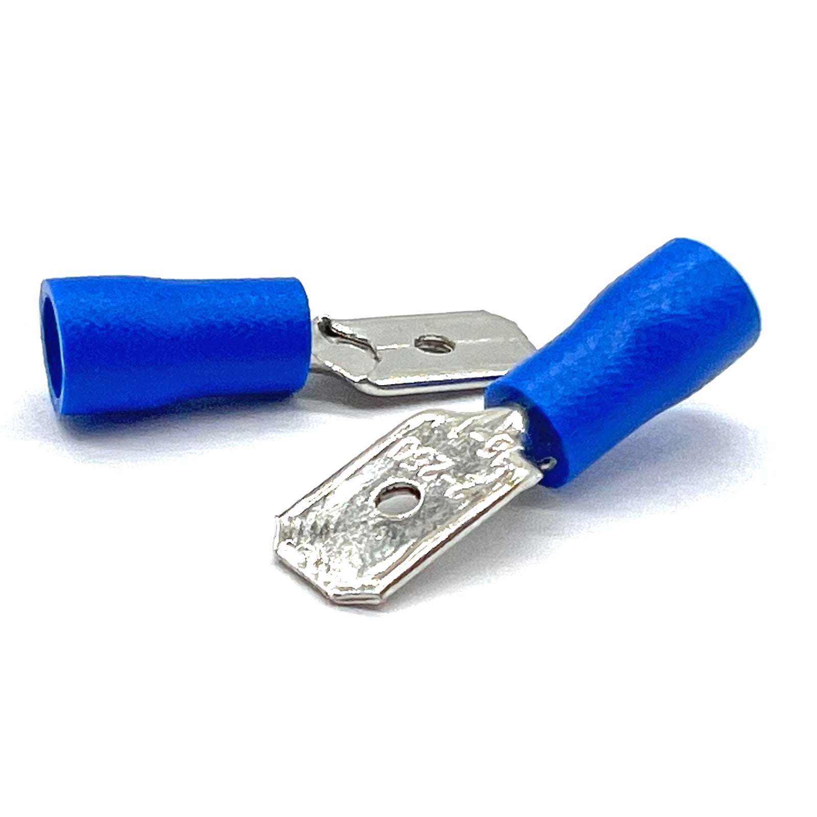 Blue PVC/Vinyl Male Spade Crimp Connector, AWG 16-14