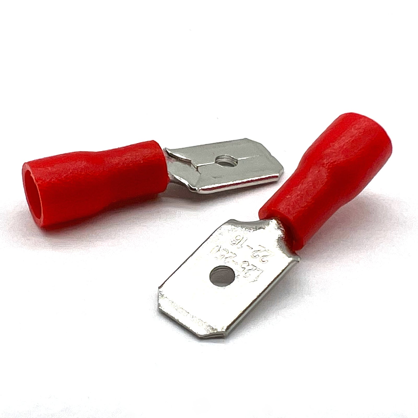 Red PVC/Vinyl Male Spade Crimp Connector, AWG 22-16
