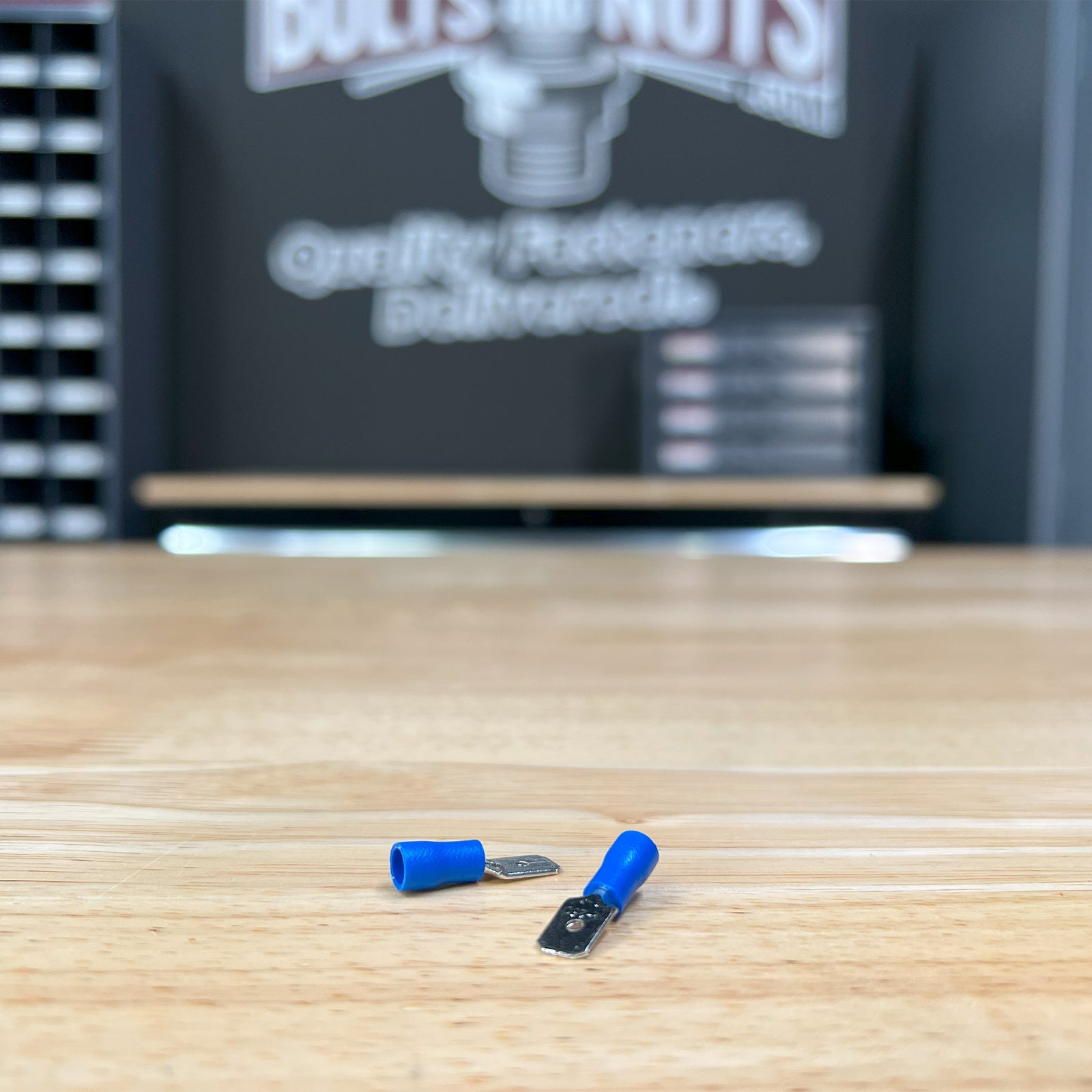 Blue PVC/Vinyl Male Spade Crimp Connector, AWG 16-14