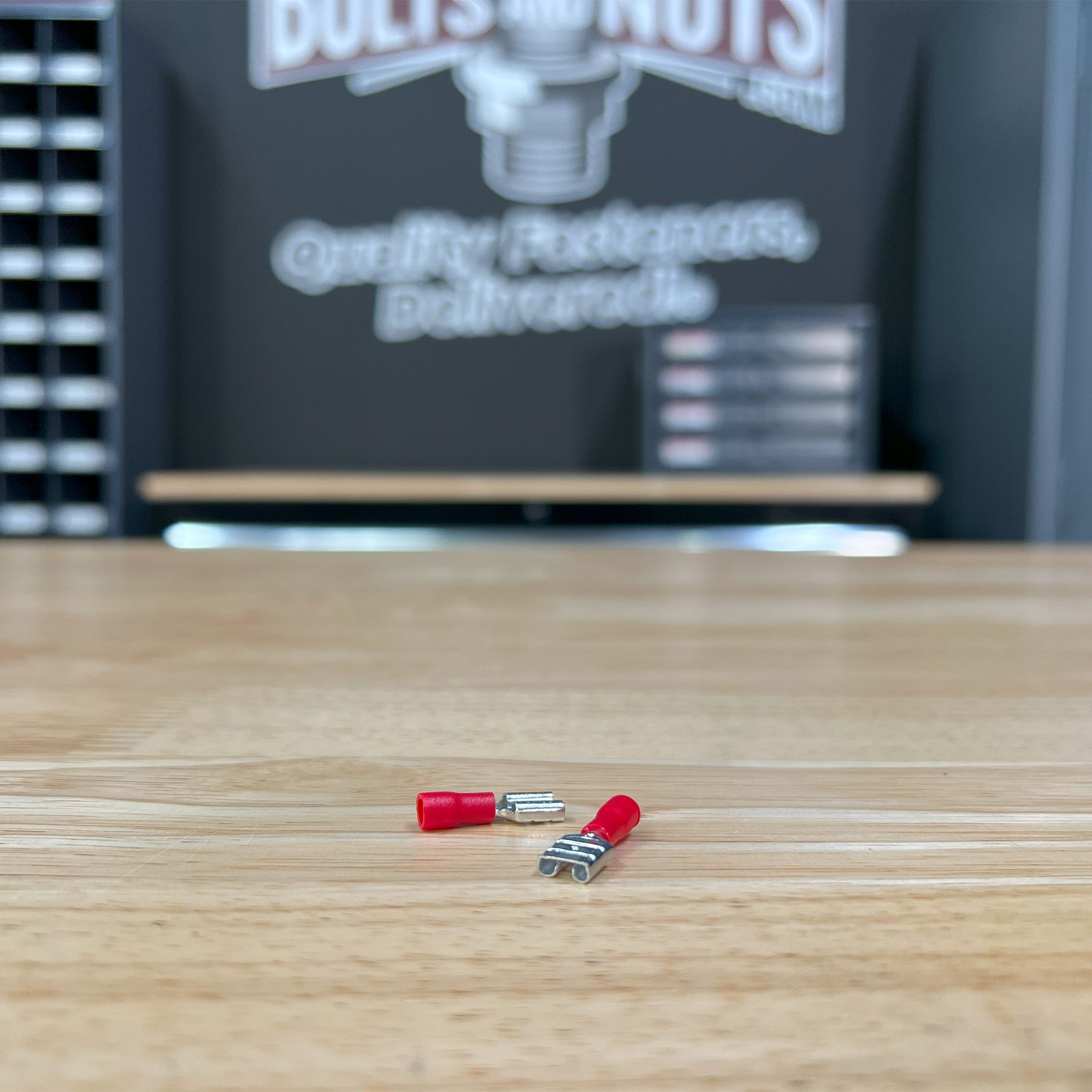 Red PVC/Vinyl Female Spade Crimp Connector, AWG 22-16