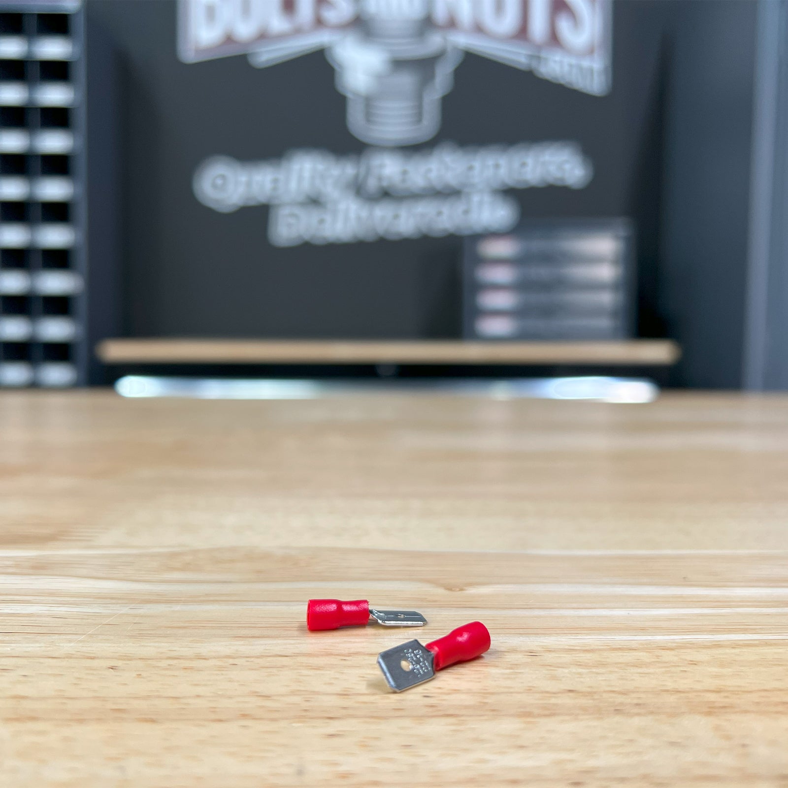 Red PVC/Vinyl Male Spade Crimp Connector, AWG 22-16